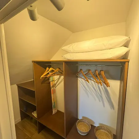 Maison Zoe, Country House, 6 Pers, Bbq بيت للعطل *